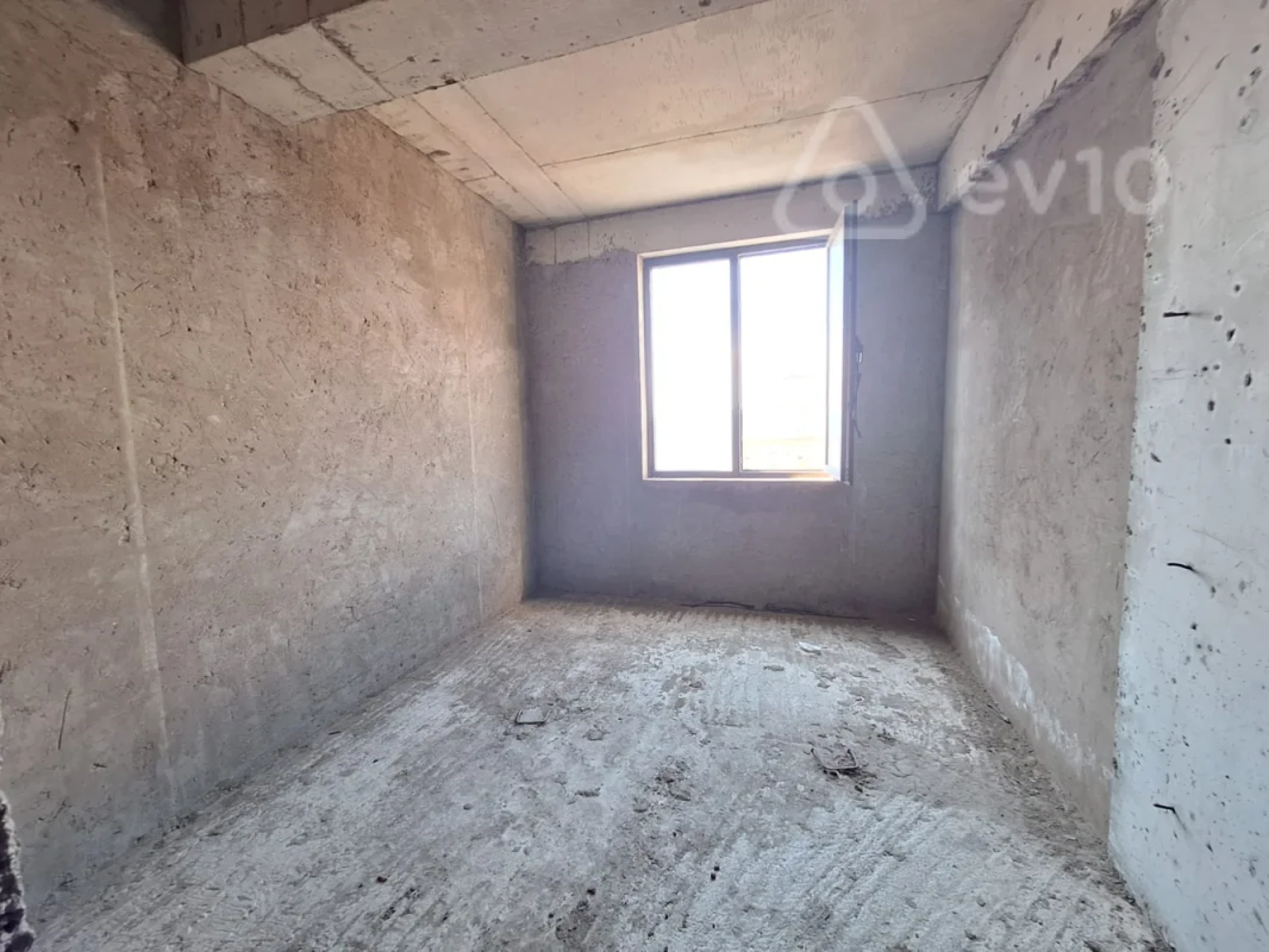 Satılır 3 otaqlı yeni tikili 110 m²