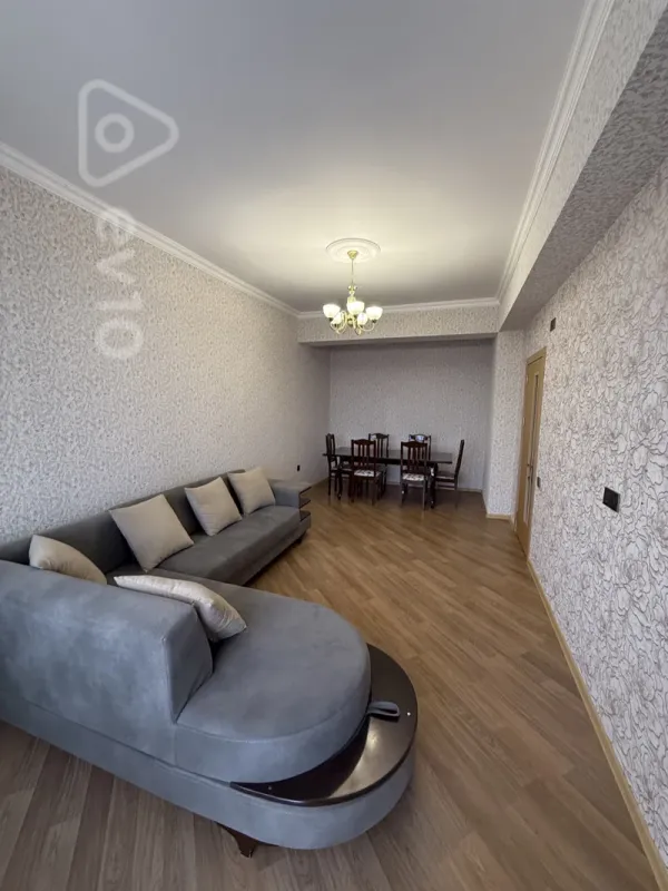 Kirayə verilir 2 otaqlı yeni tikili 78 m²