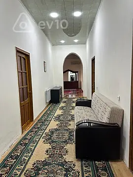 Kirayə verilir 4 otaqlı köhnə tikili 110 m²