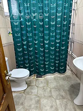 Kirayə verilir 4 otaqlı köhnə tikili 110 m²