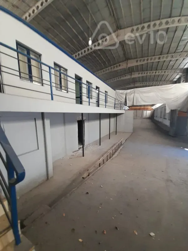 Kirayə verilir mənzil 500 m²