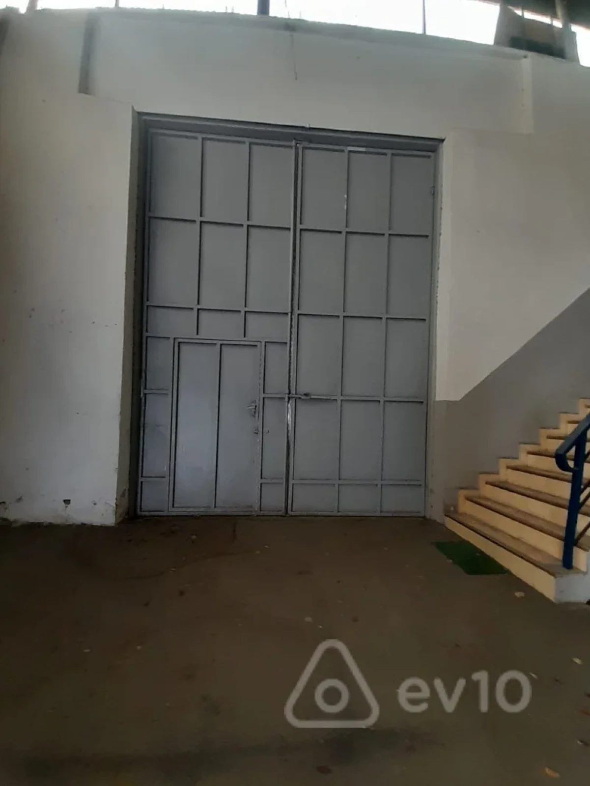 Kirayə verilir mənzil 500 m²