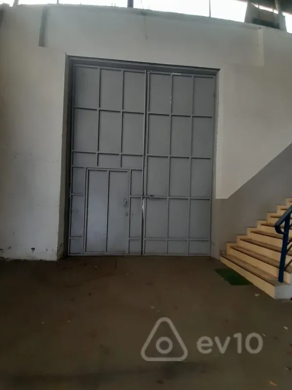 Kirayə verilir mənzil 500 m²