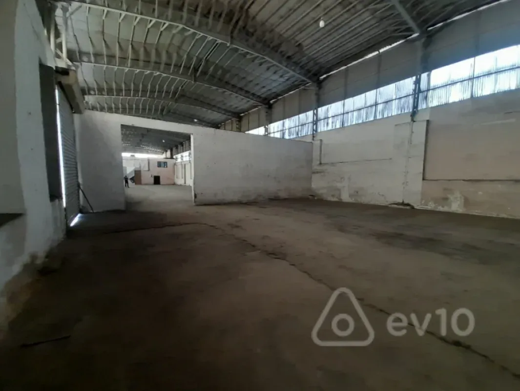 Kirayə verilir mənzil 500 m²