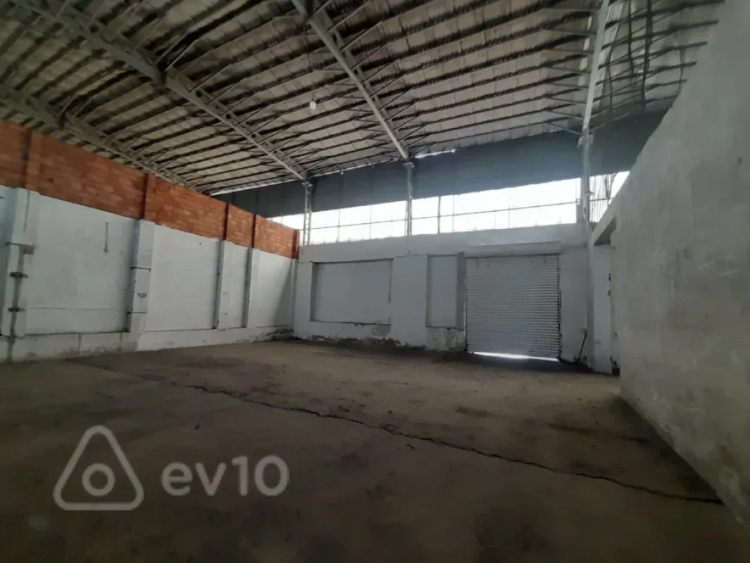 Kirayə verilir mənzil 500 m²