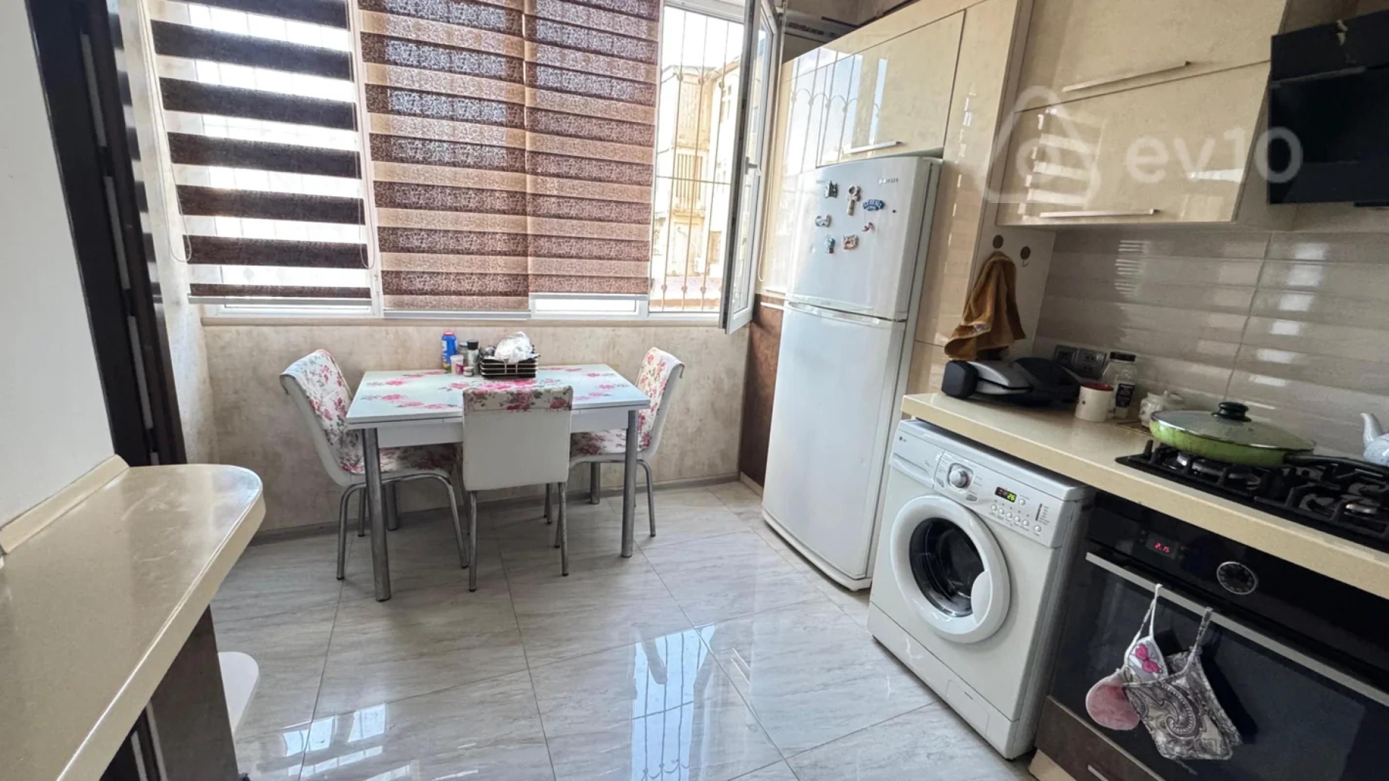 Kirayə verilir 3 otaqlı yeni tikili 104 m²