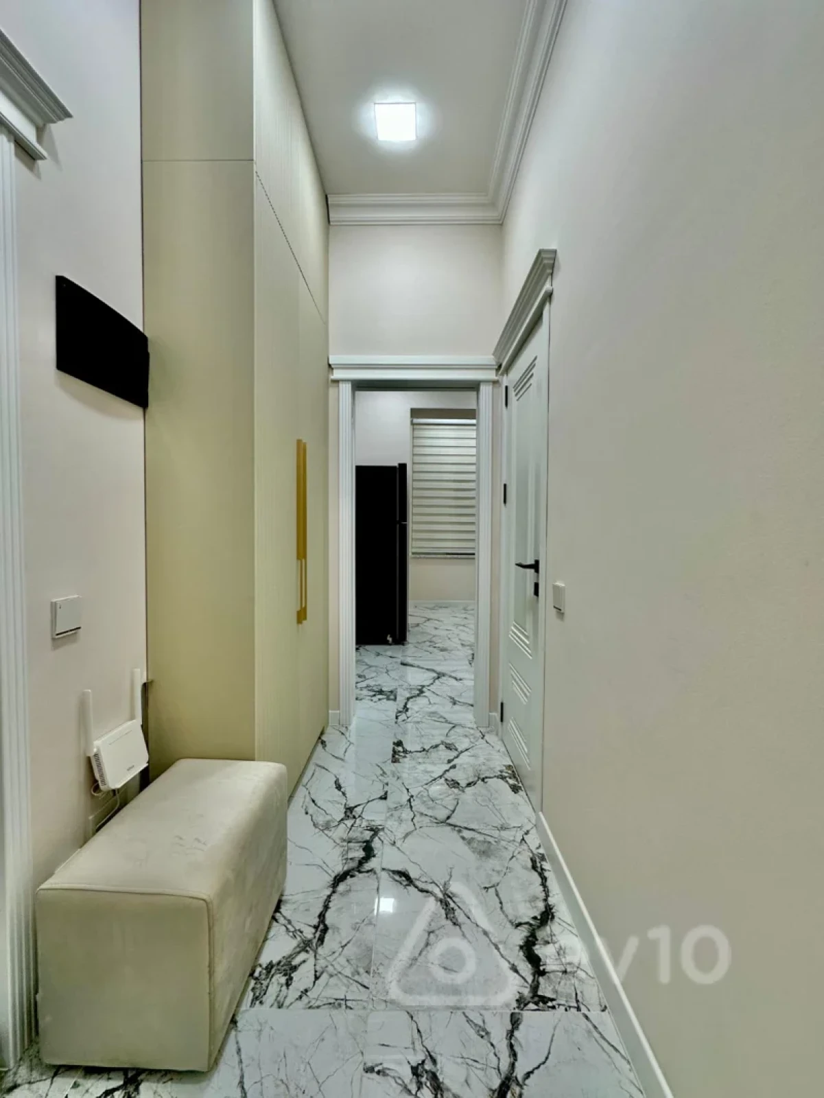 Kirayə verilir 2 otaqlı köhnə tikili 75 m²