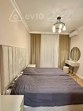 Kirayə verilir 2 otaqlı köhnə tikili 75 m²