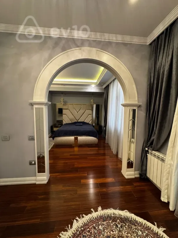 Satılır 3 otaqlı yeni tikili 175 m²