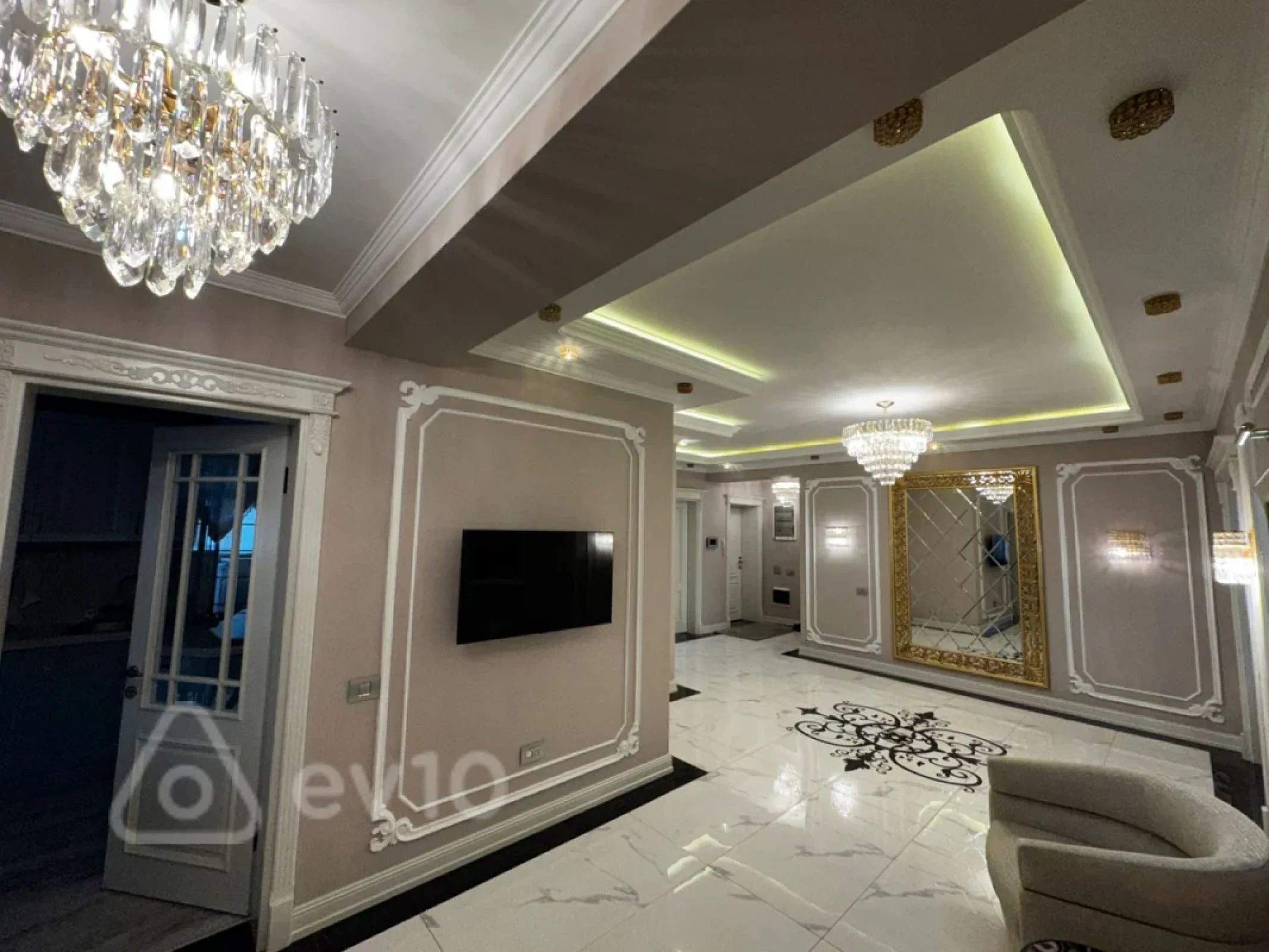 Satılır 3 otaqlı yeni tikili 175 m²