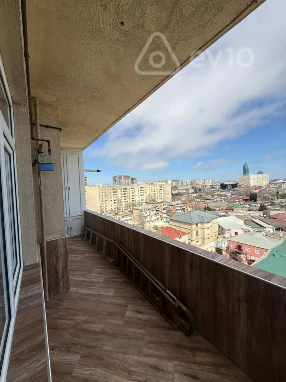 Kirayə verilir 2 otaqlı yeni tikili 65 m²