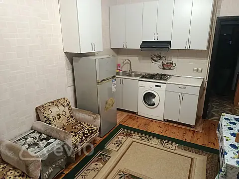 Kirayə verilir 1 otaqlı yeni tikili 40 m²