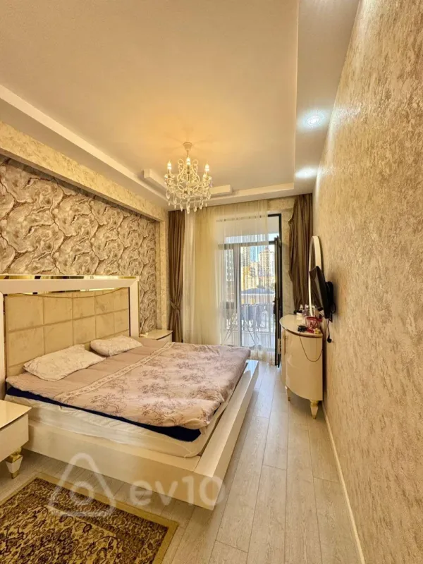 Kirayə verilir 2 otaqlı yeni tikili 60 m²