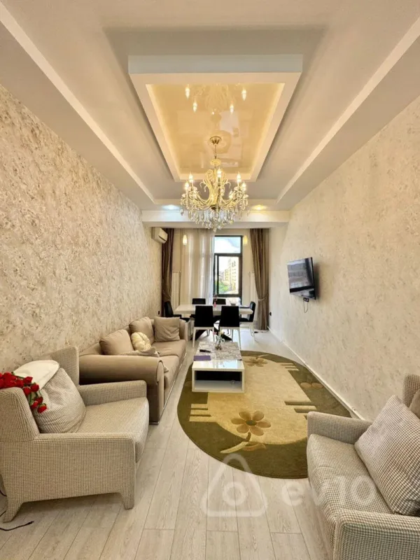 Kirayə verilir 2 otaqlı yeni tikili 60 m²