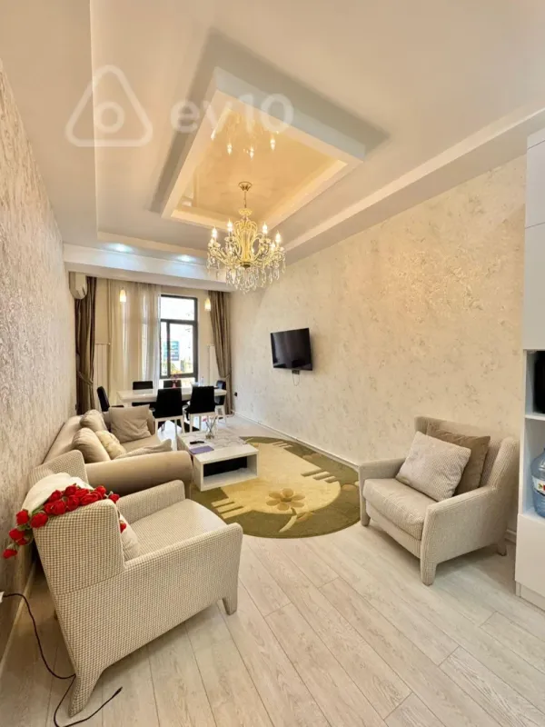 Kirayə verilir 2 otaqlı yeni tikili 60 m²