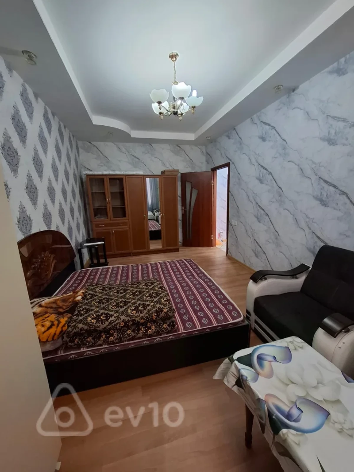 Kirayə verilir 1 otaqlı yeni tikili 54 m²