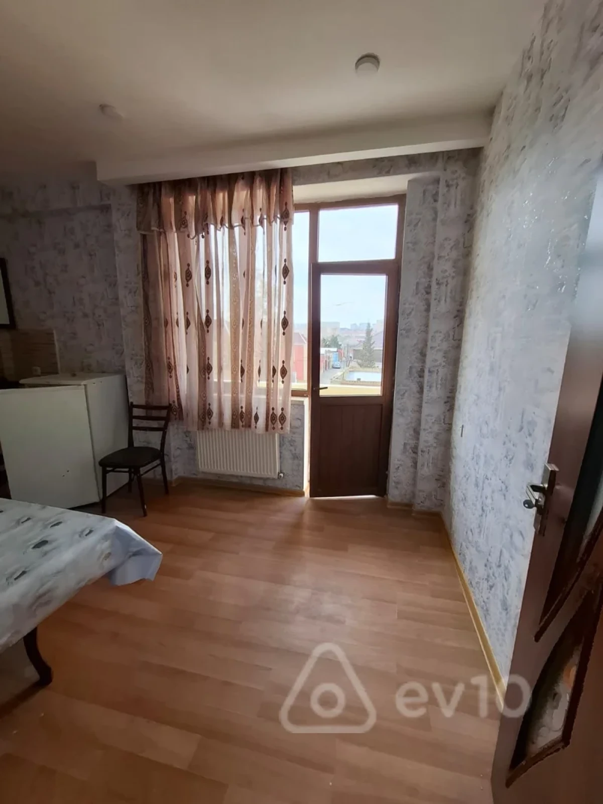 Kirayə verilir 1 otaqlı yeni tikili 54 m²