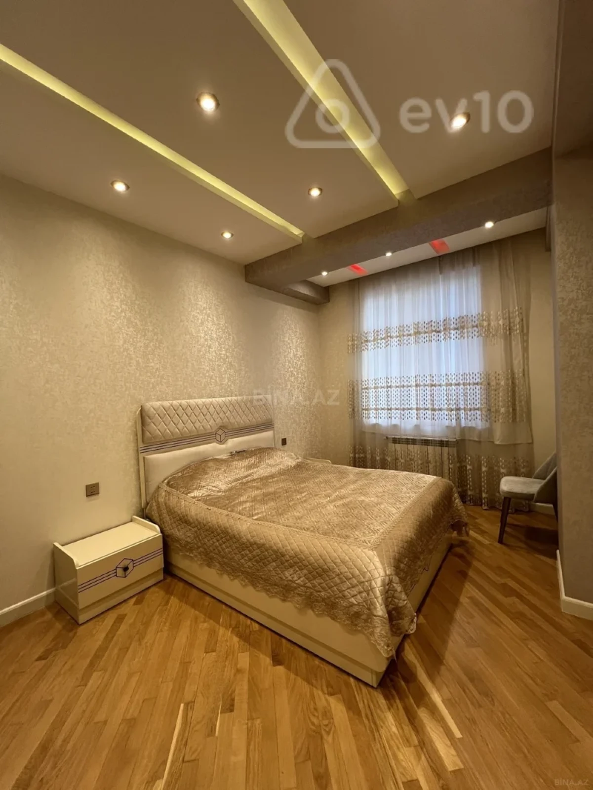 Kirayə verilir 2 otaqlı yeni tikili 90 m²