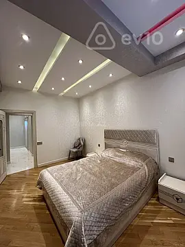 Kirayə verilir 2 otaqlı yeni tikili 90 m²