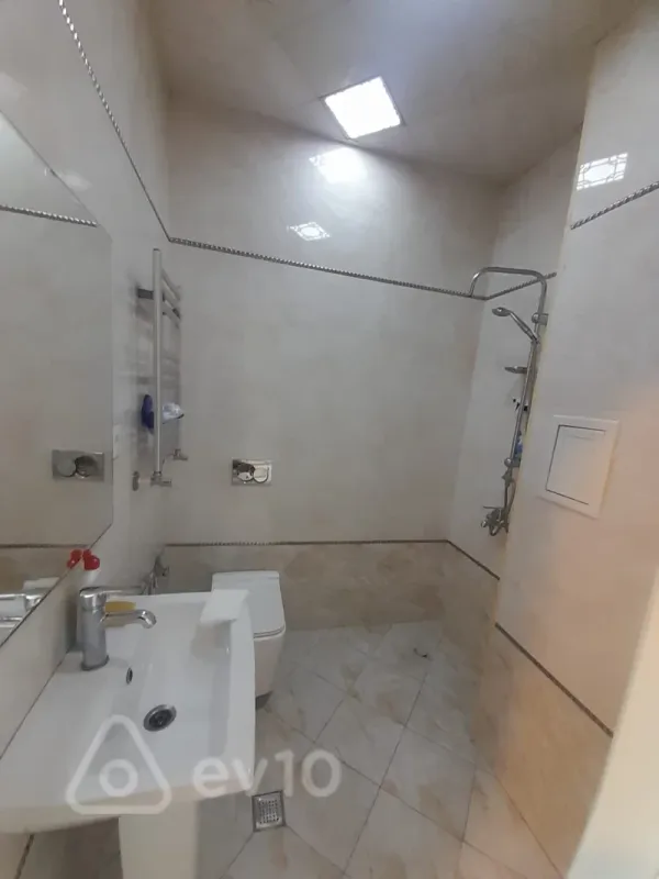 Kirayə verilir mənzil 25 m²