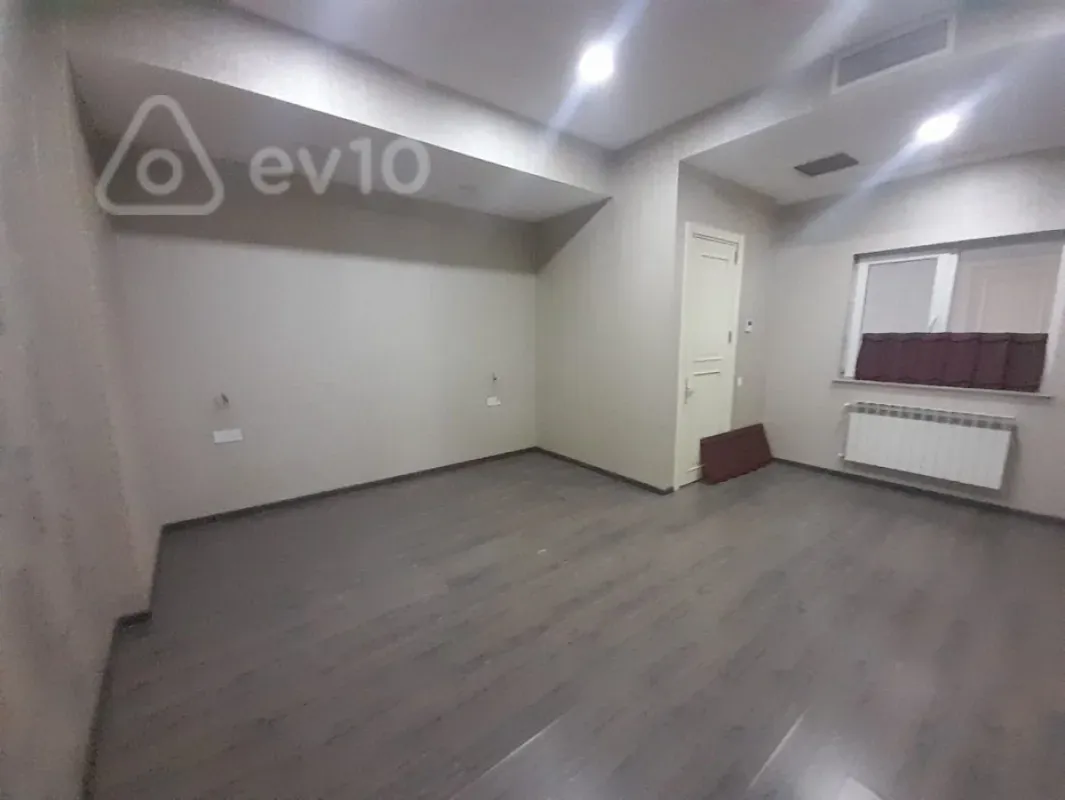 Kirayə verilir mənzil 25 m²