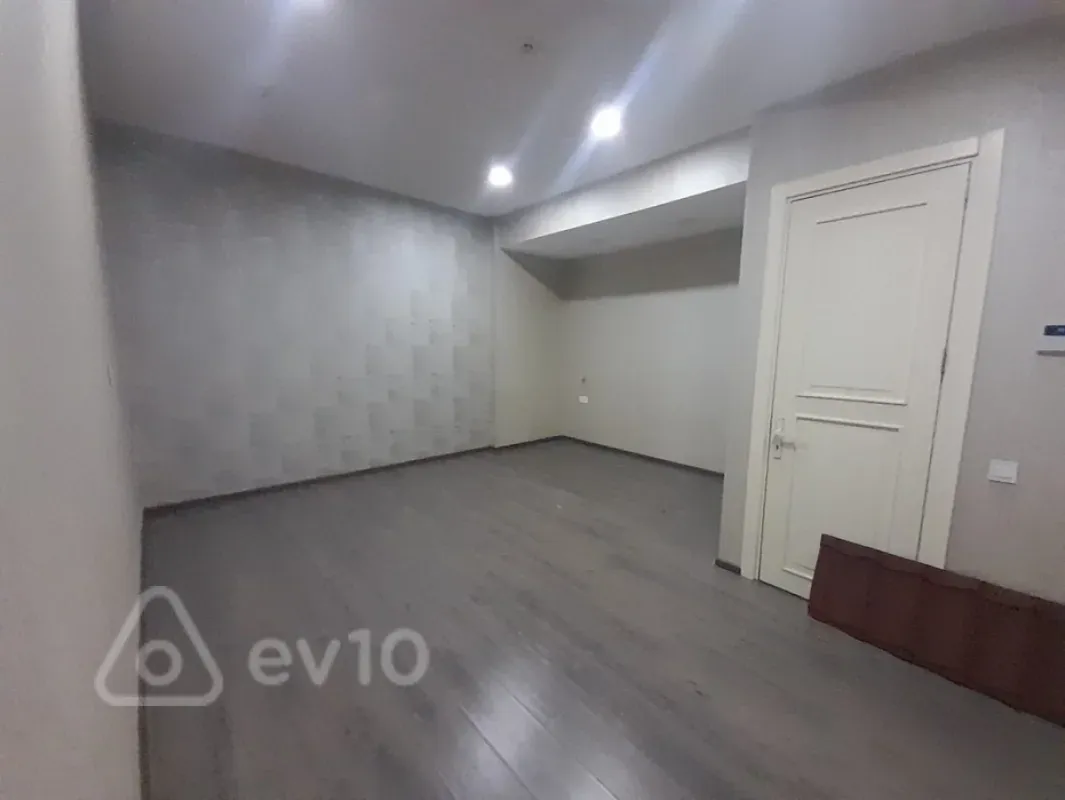 Kirayə verilir mənzil 25 m²