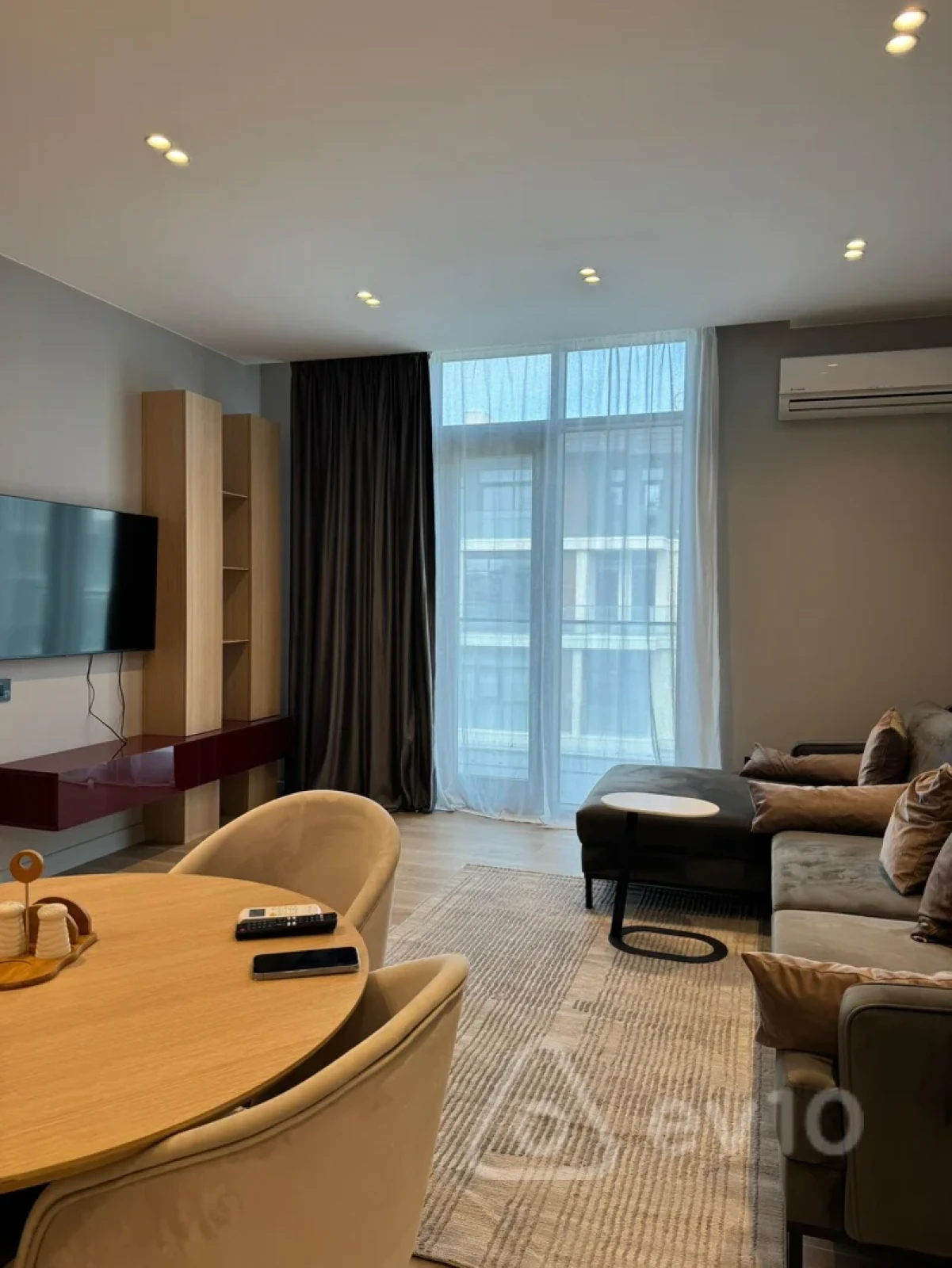 Satılır 2 otaqlı yeni tikili 86 m²