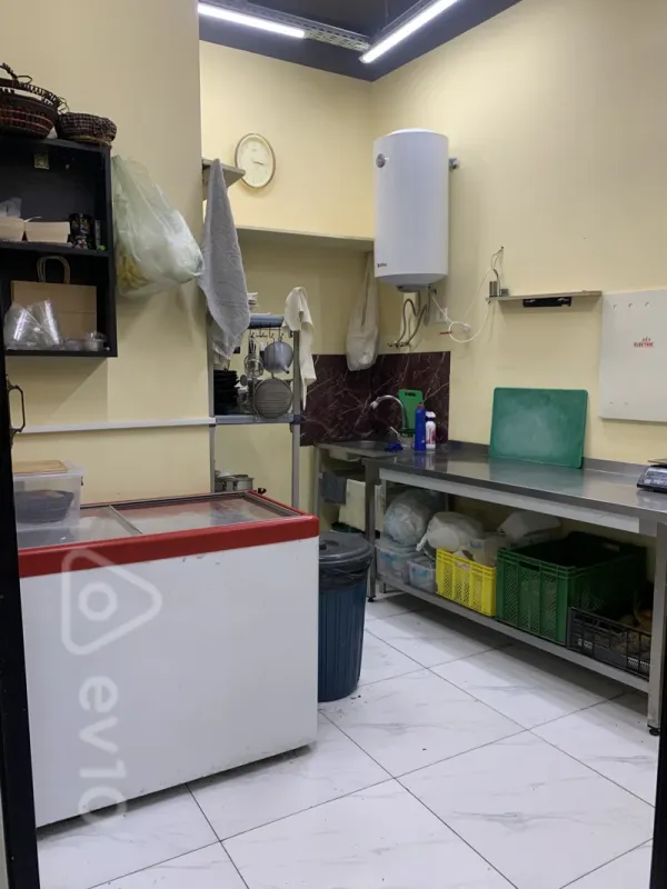 Satılır mənzil 350 m²