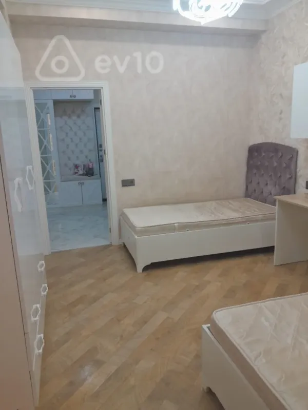 Kirayə verilir 3 otaqlı yeni tikili 98 m²