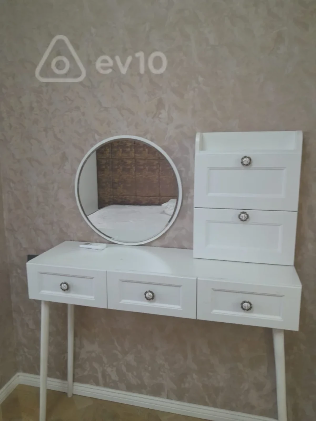 Kirayə verilir 3 otaqlı yeni tikili 98 m²