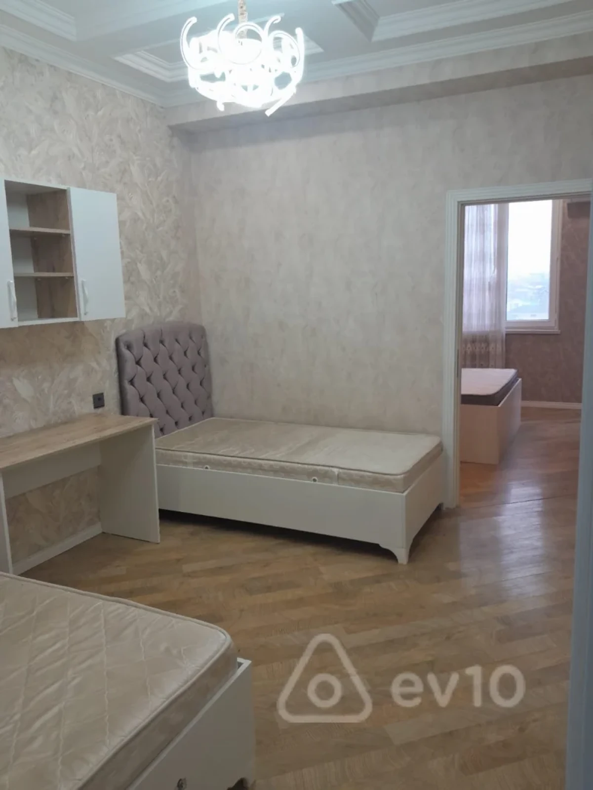 Kirayə verilir 3 otaqlı yeni tikili 98 m²