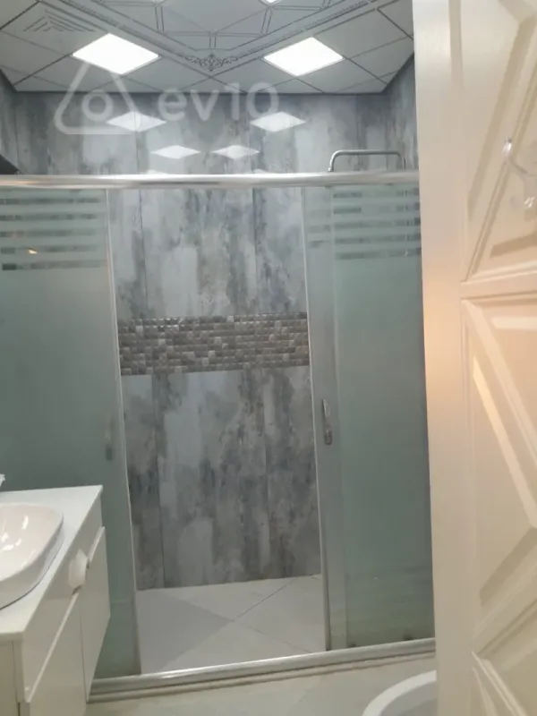 Kirayə verilir 3 otaqlı yeni tikili 98 m²