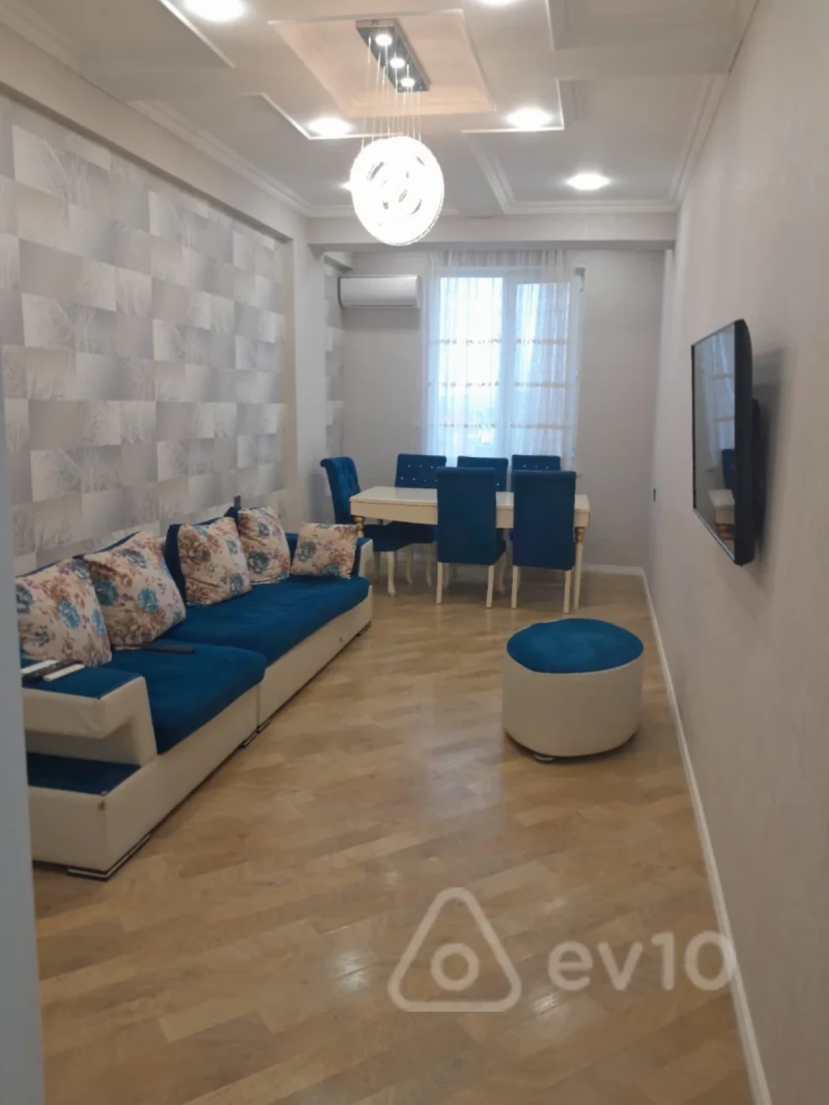 Kirayə verilir 3 otaqlı yeni tikili 98 m²