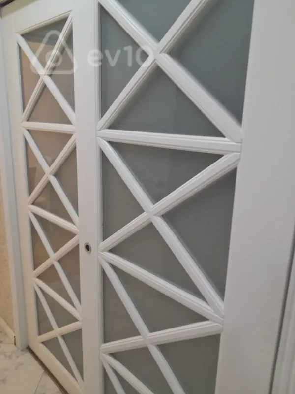 Kirayə verilir 3 otaqlı yeni tikili 98 m²