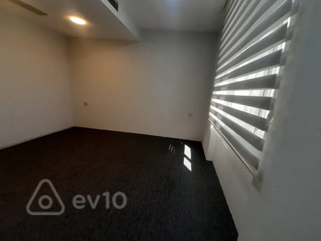 Kirayə verilir mənzil 21 m²