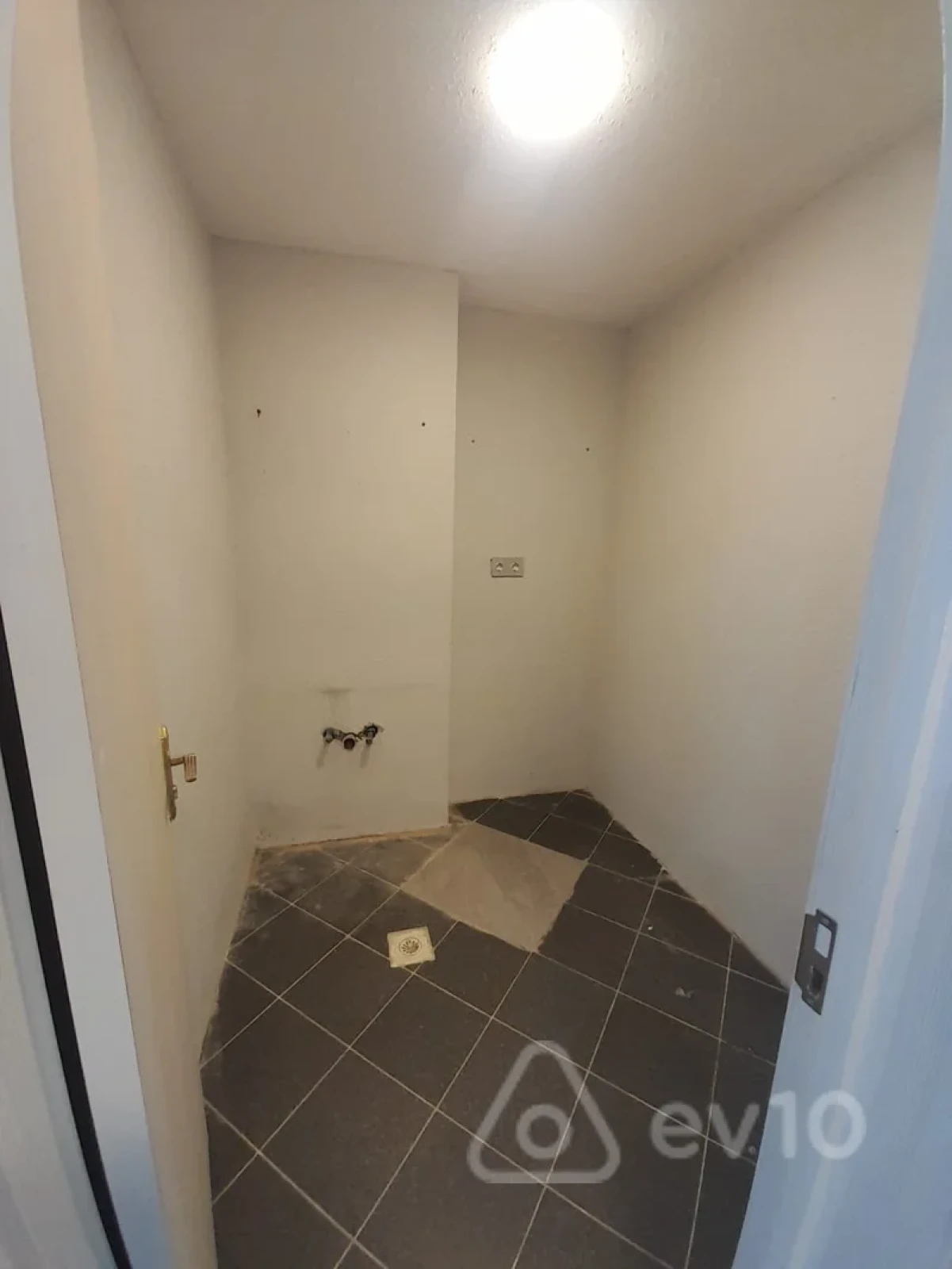 Kirayə verilir mənzil 21 m²