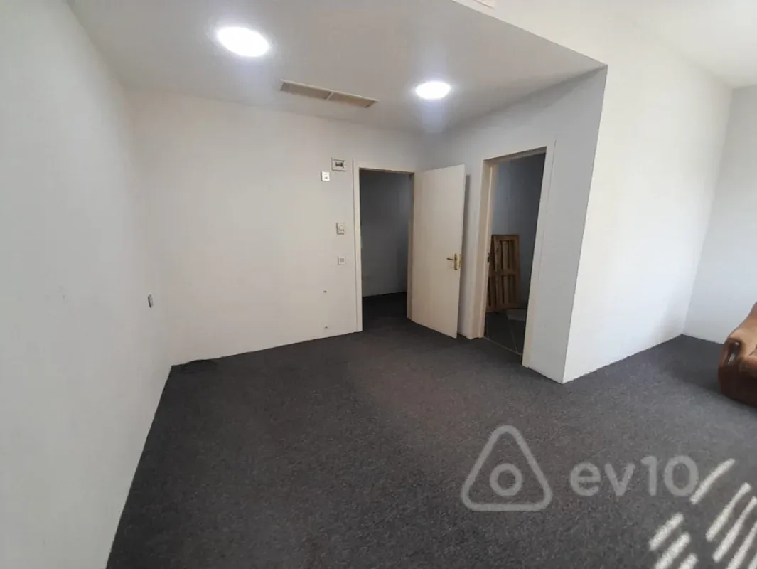 Kirayə verilir mənzil 21 m²