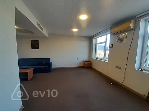 Kirayə verilir mənzil 21 m²