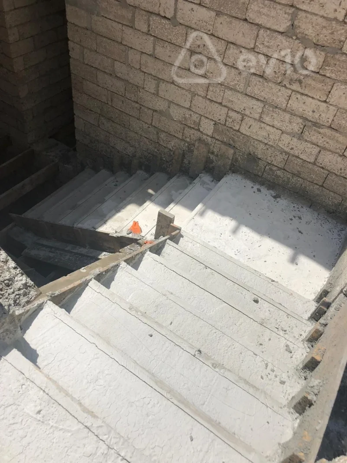 Satılır 7 otaqlı həyət evi 320 m²