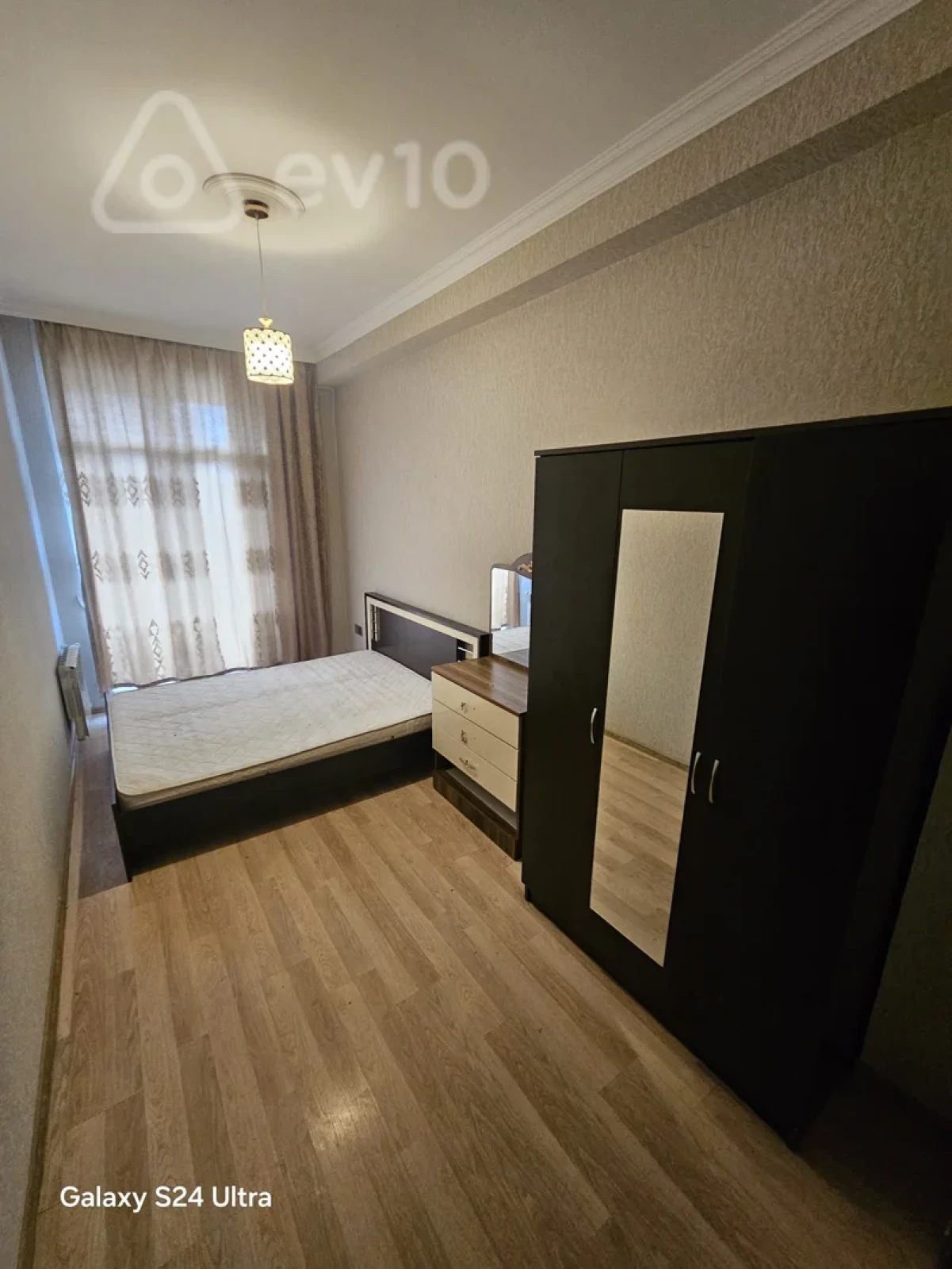 Kirayə verilir 2 otaqlı yeni tikili 61 m²