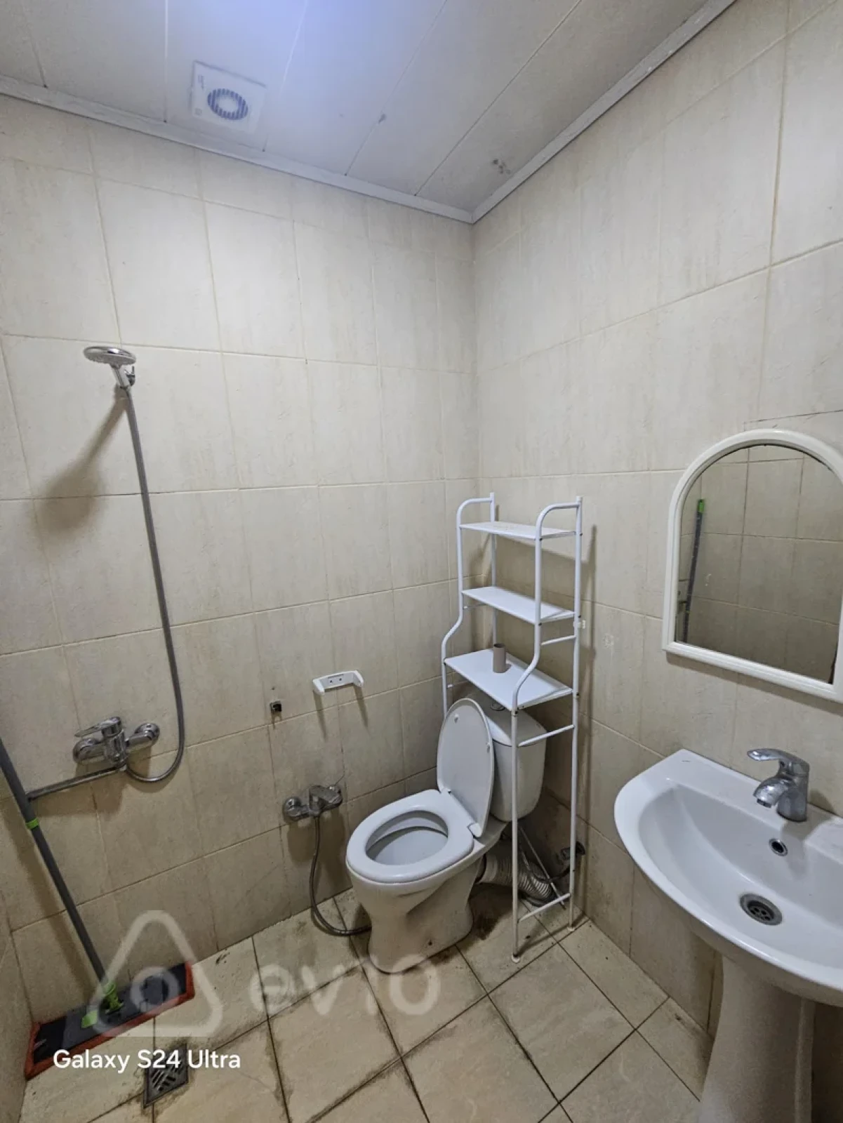 Kirayə verilir 2 otaqlı yeni tikili 61 m²