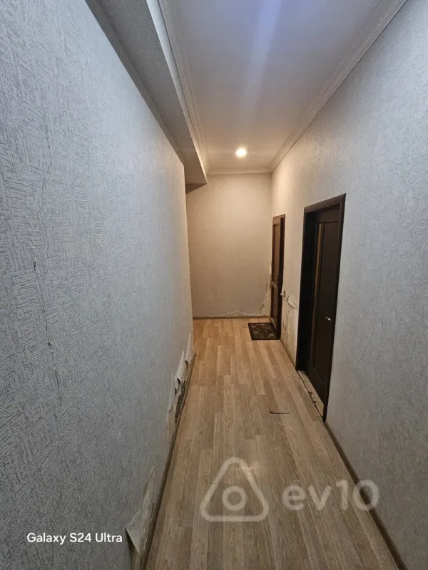 Kirayə verilir 2 otaqlı yeni tikili 61 m²