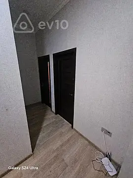 Kirayə verilir 2 otaqlı yeni tikili 61 m²