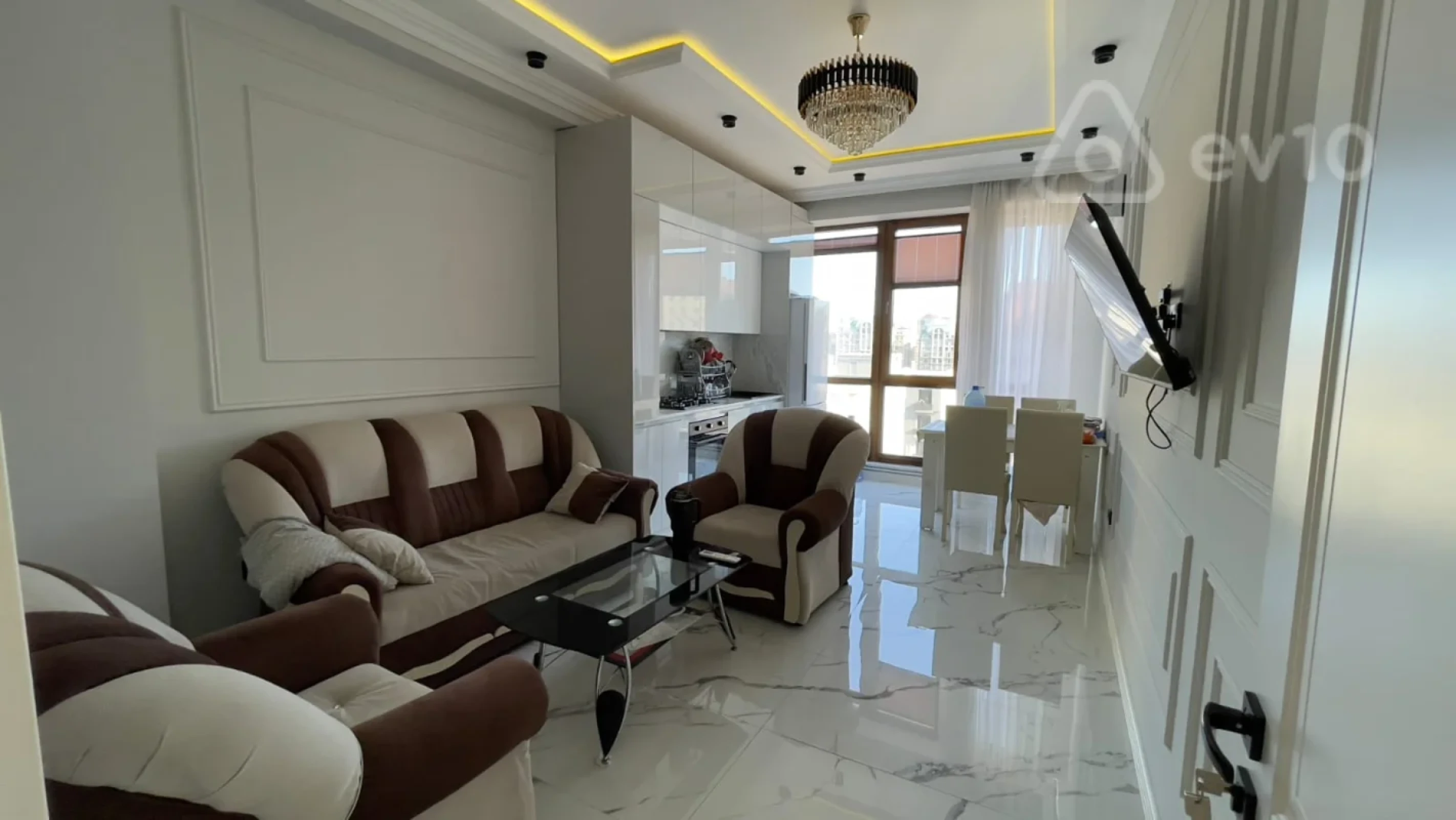 Kirayə verilir 3 otaqlı yeni tikili 72 m²