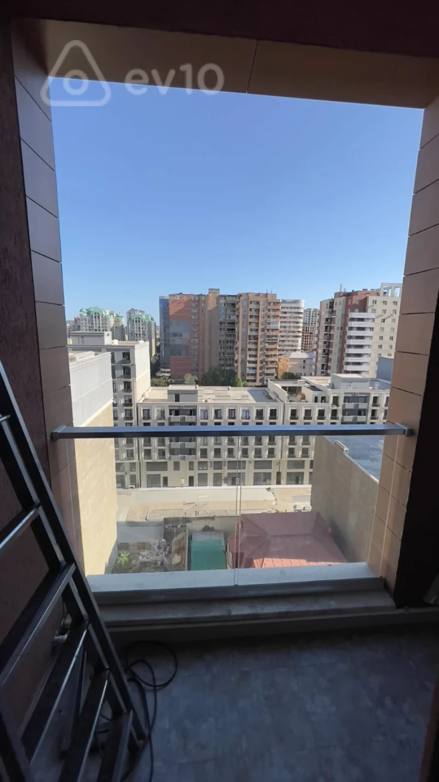 Kirayə verilir 3 otaqlı yeni tikili 72 m²