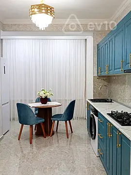 Kirayə verilir 2 otaqlı yeni tikili 75 m²