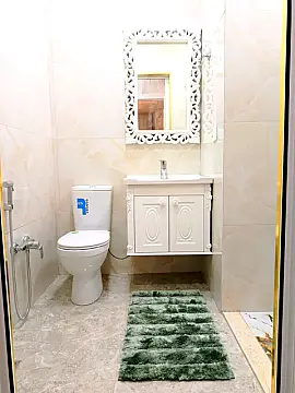 Kirayə verilir 2 otaqlı yeni tikili 75 m²