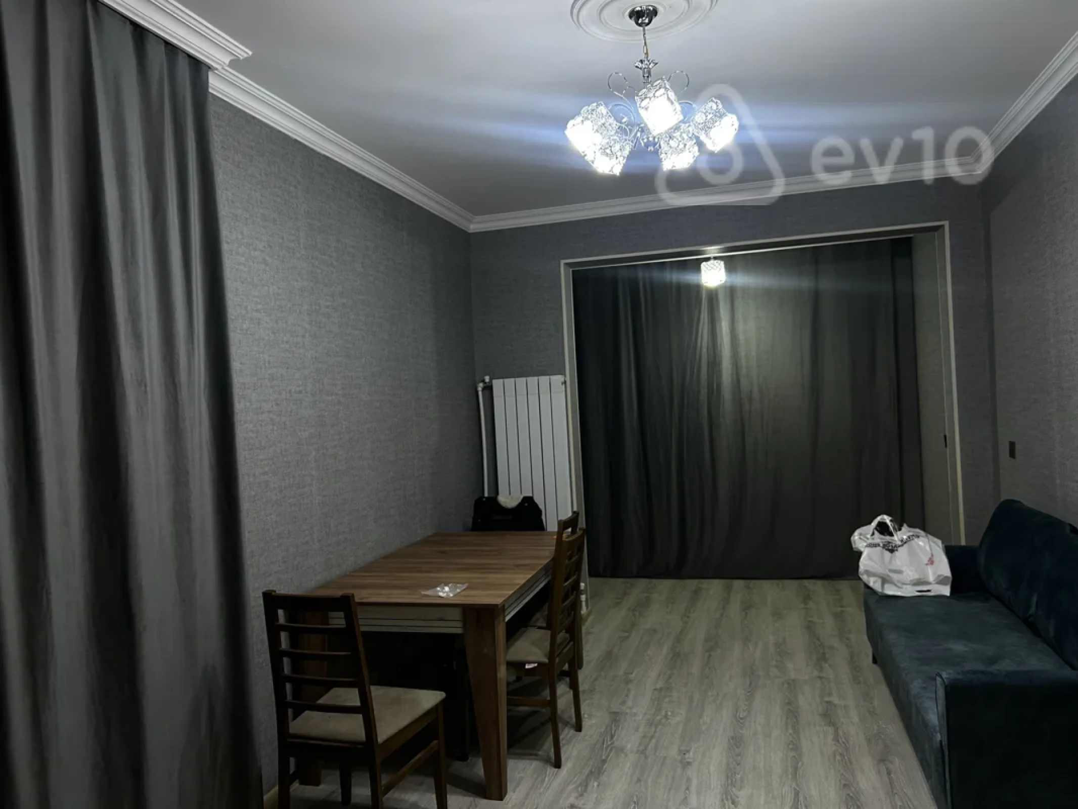 Kirayə verilir 2 otaqlı köhnə tikili 51 m²