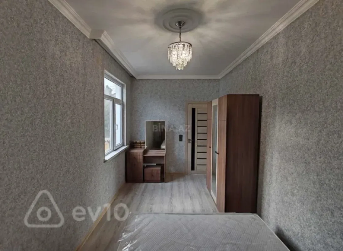 Kirayə verilir 2 otaqlı köhnə tikili 51 m²
