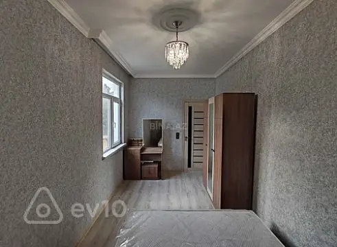 Kirayə verilir 2 otaqlı köhnə tikili 51 m²